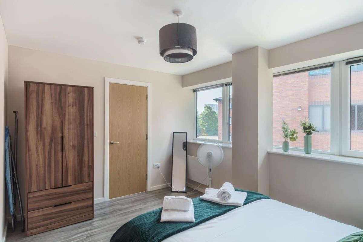 Amazing 1 Bed Apartment In Manchester - Sleeps 2 Exteriör bild